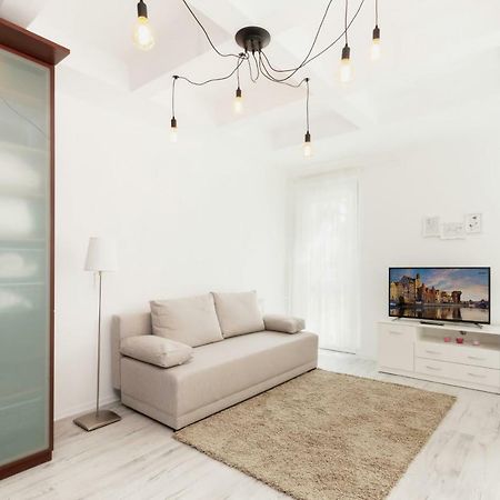 Apartments Gdansk Dworska By Noclegi Renters Exterior photo